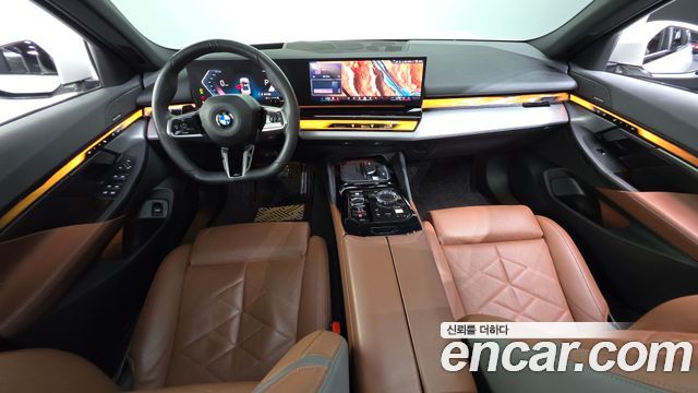 BMW 5-Series 2025 — photo 10