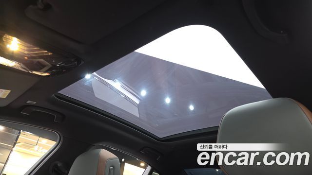 BMW 5-Series 2025 — photo 25