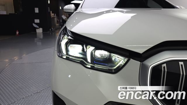 BMW 5-Series 2025 — photo 8