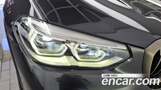 BMW X3 2018 — photo 8