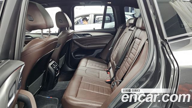 BMW X3 2018 — photo 16