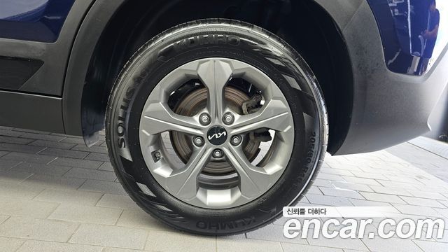 Kia Seltos 2023 — photo 7