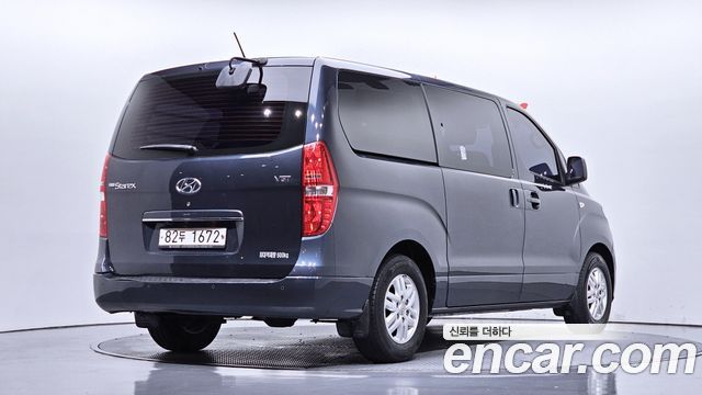 Hyundai Starex 2019 — photo 2