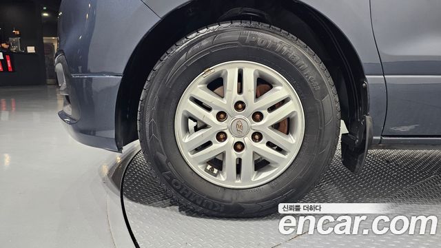 Hyundai Starex 2019 — photo 5