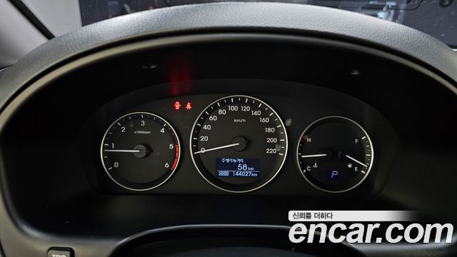 Hyundai Starex 2019 — photo 11