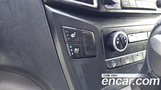 Hyundai Starex 2019 — photo 22