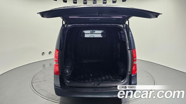 Hyundai Starex 2019 — photo 26