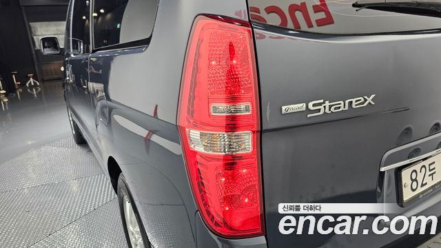 Hyundai Starex 2019 — photo 9