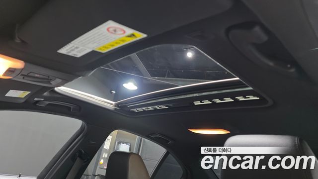 BMW 3-Series 2018 — photo 17