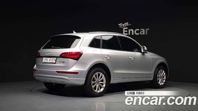 Audi Q5 2014 — photo 2