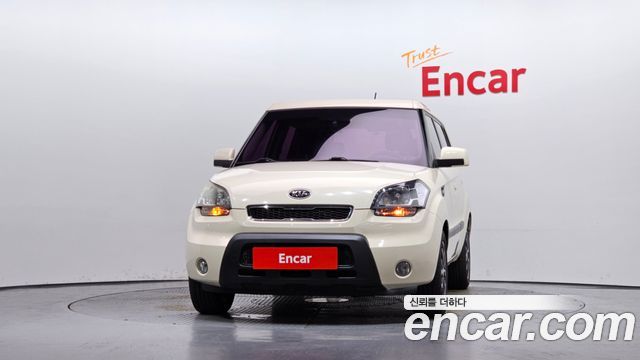 Kia Soul 2010 — photo 3