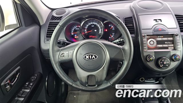 Kia Soul 2010 — photo 15