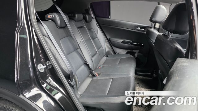 Kia Sportage 2016 — photo 12