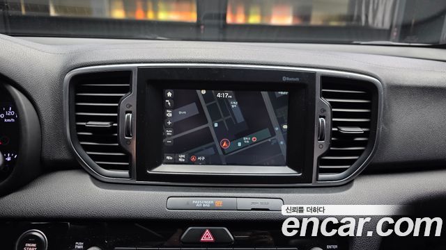 Kia Sportage 2016 — photo 14