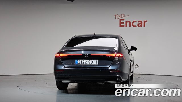 Honda Accord 2025 — photo 4