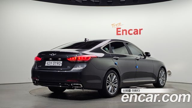 Genesis G80 2017 — photo 2
