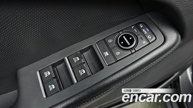 Genesis G80 2017 — photo 13