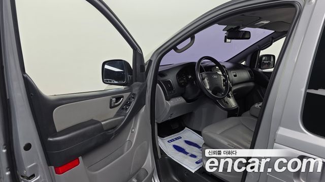 Hyundai Starex 2016 — photo 13
