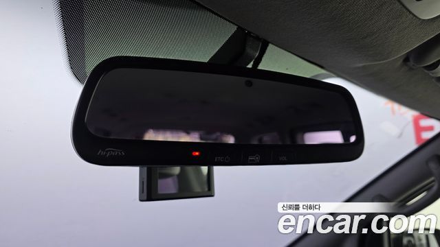 Hyundai Starex 2016 — photo 25