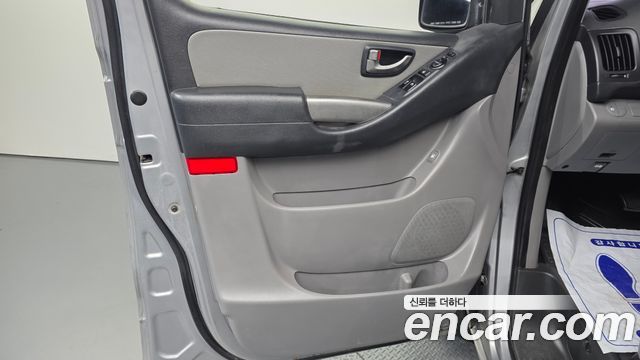 Hyundai Starex 2016 — photo 14