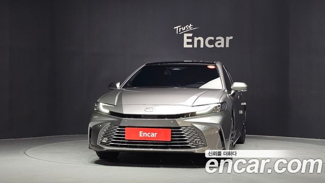 Toyota Camry 2026 — photo 3