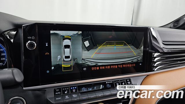 Toyota Camry 2026 — photo 21