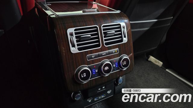 Land Rover Range Rover 2017 — photo 19