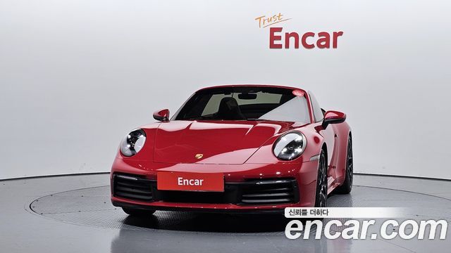 Porsche 911 2021 — photo 3