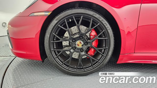 Porsche 911 2021 — photo 5