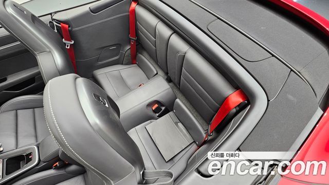 Porsche 911 2021 — photo 17