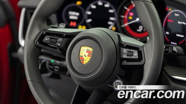 Porsche 911 2021 — photo 16