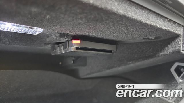 Porsche 911 2021 — photo 34