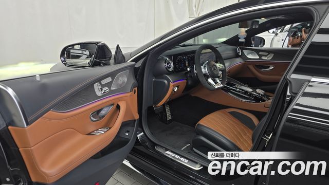 Mercedes-Benz AMG GT 2021 — photo 10