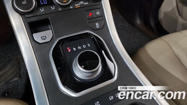 Land Rover Range Rover Evoque 2015 — photo 9