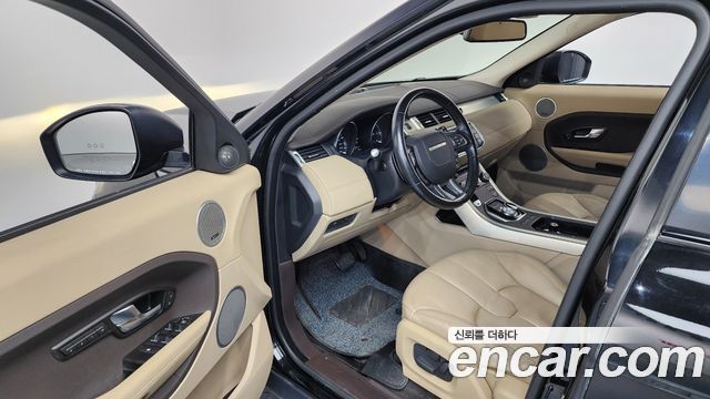 Land Rover Range Rover Evoque 2015 — photo 10