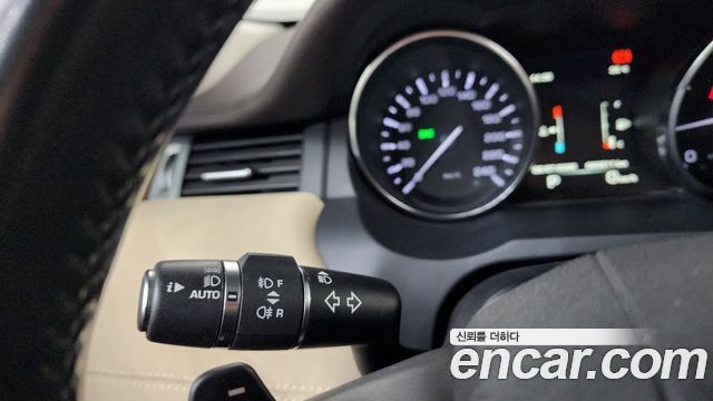 Land Rover Range Rover Evoque 2015 — photo 16