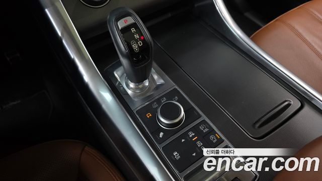 Land Rover Range Rover Sport 2016 — photo 9