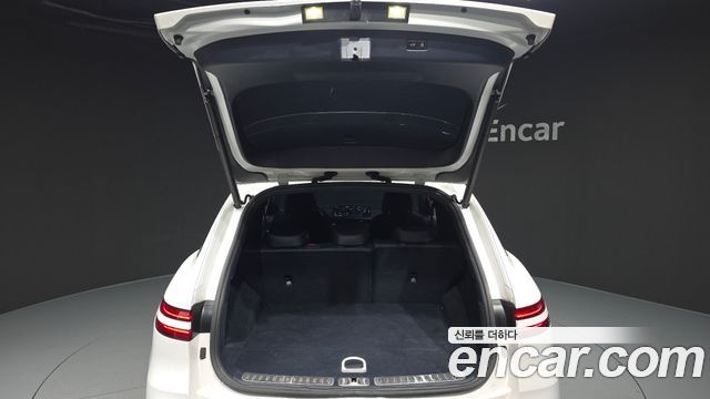Genesis GV70 2021 — photo 26