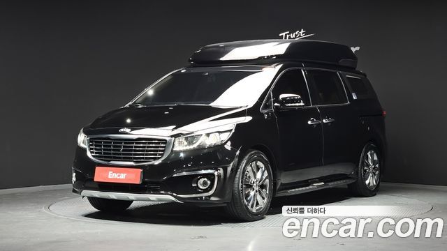 Kia Canival 2018 — photo 1