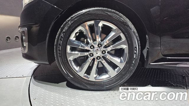 Kia Canival 2018 — photo 5