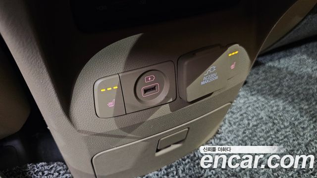 Kia Canival 2018 — photo 12