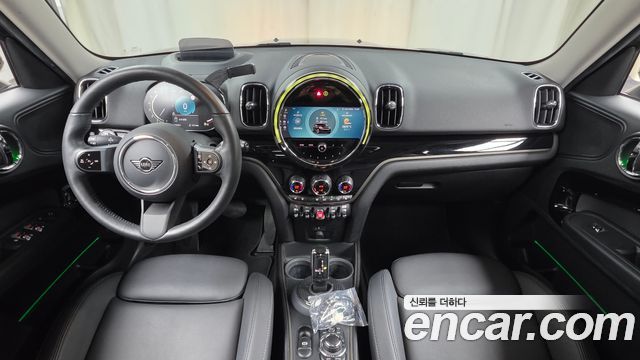 Mini Countryman 2023 — photo 10