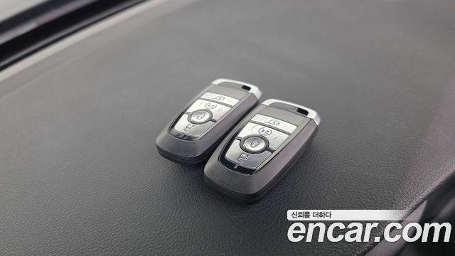 Ford Explorer 2020 — photo 22