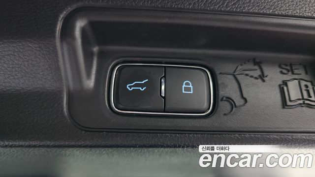Ford Explorer 2020 — photo 23