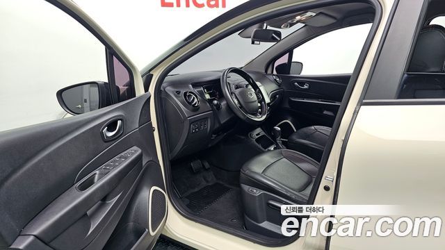 Renault Korea QM3 2019 — photo 10