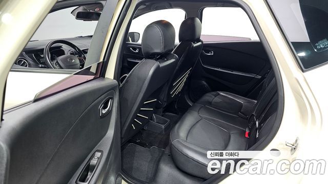 Renault Korea QM3 2019 — photo 11