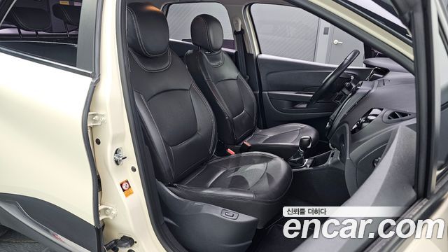 Renault Korea QM3 2019 — photo 12