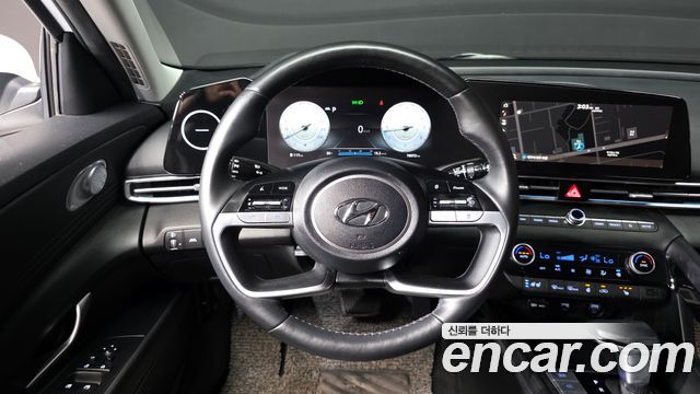 Hyundai AVANTE 2022 — photo 12