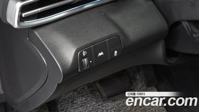 Hyundai AVANTE 2022 — photo 15