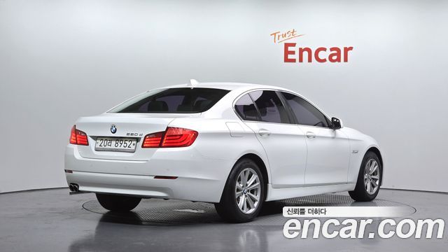 BMW 5-Series 2013 — photo 2